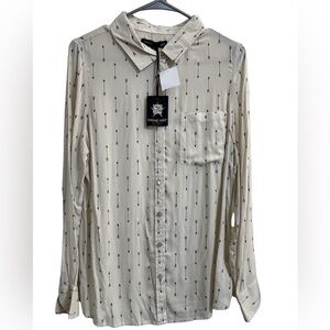 Living Doll Los Angeles NWT Arrow Print Button-Down Shirt -Size Women’s Medium